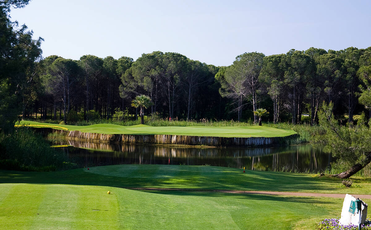 Golfplatz National Golf Club 3138