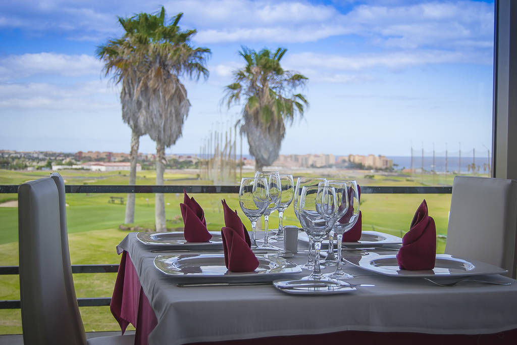 Club Restaurant