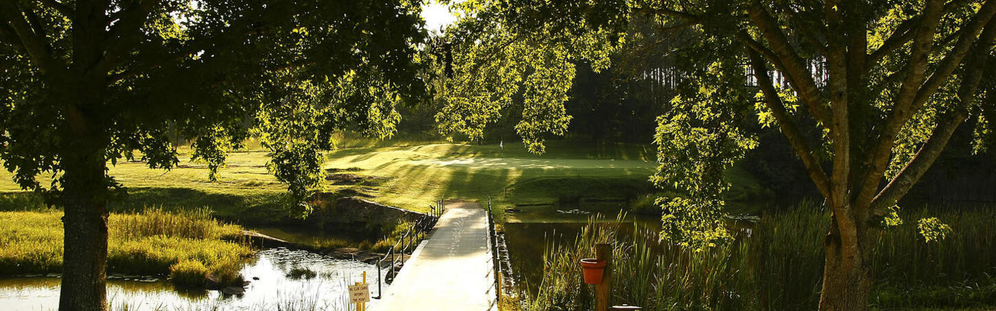 Golfplatz White River Country Club 7400