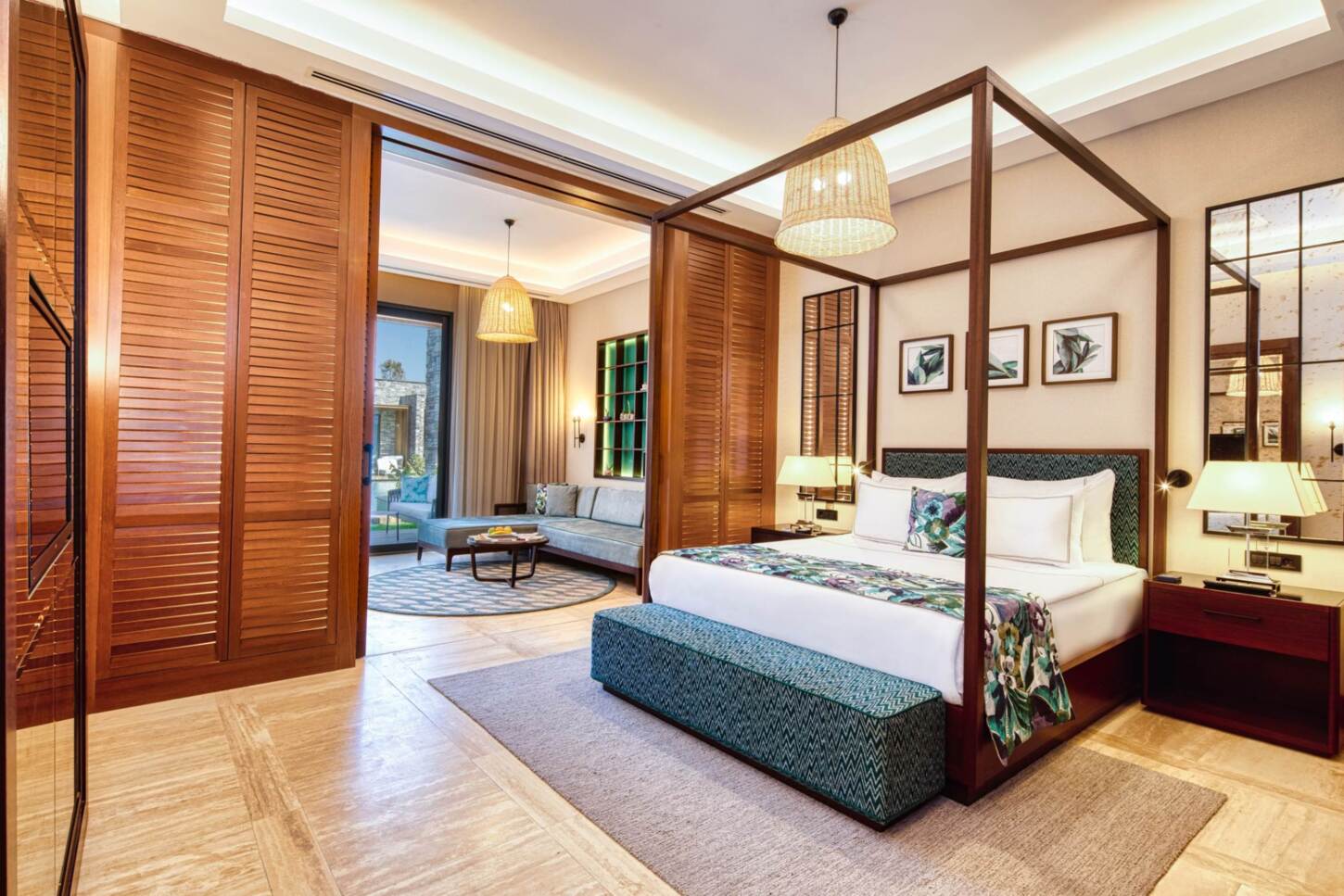 Luxury Lagoon Suites