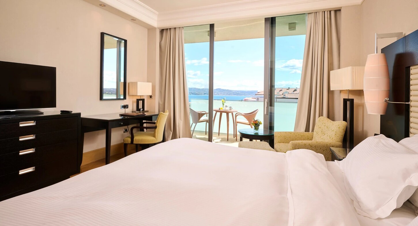 Premium Zimmer mit Teilmeerblick