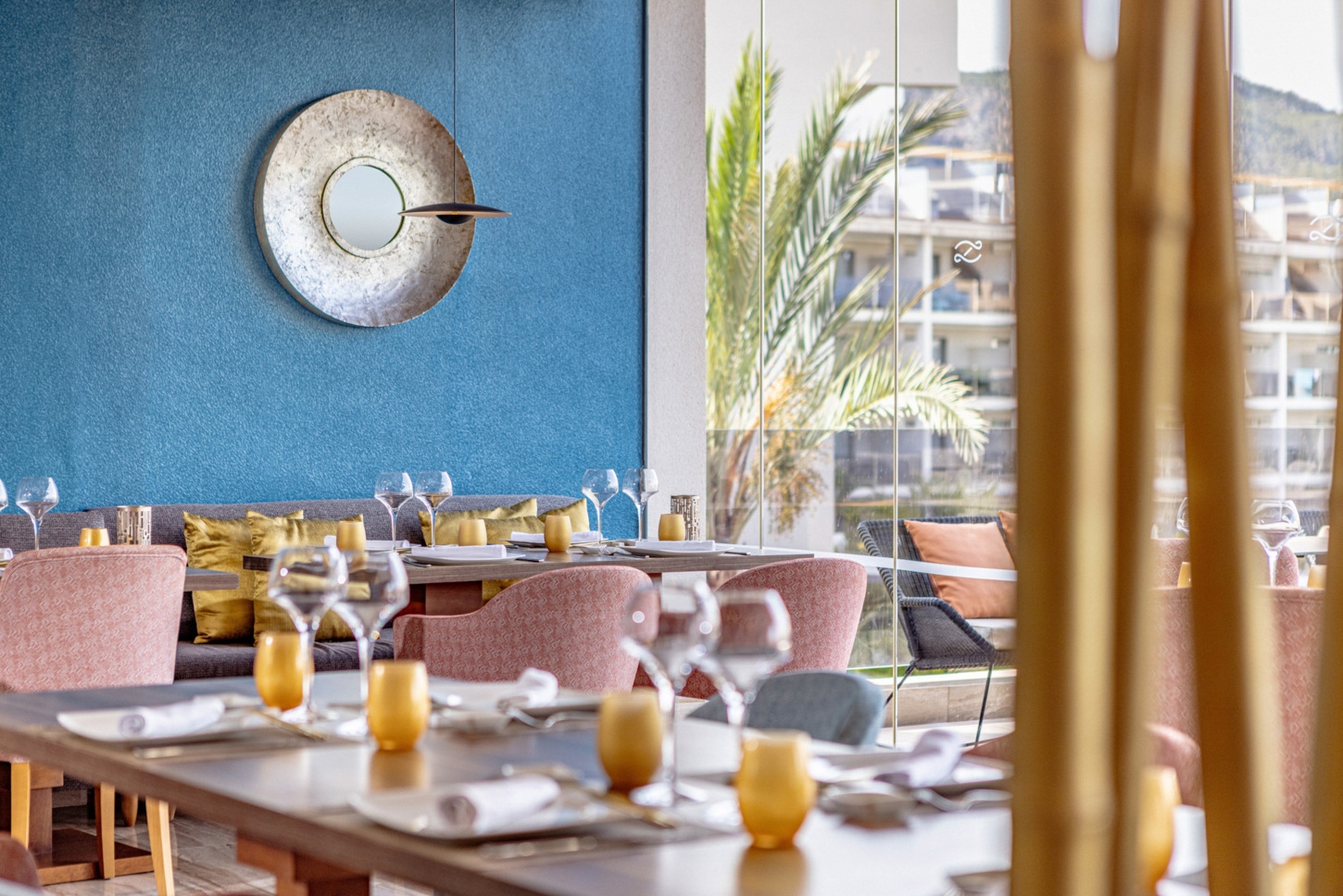 Restaurant Tastes & Sushi Bar