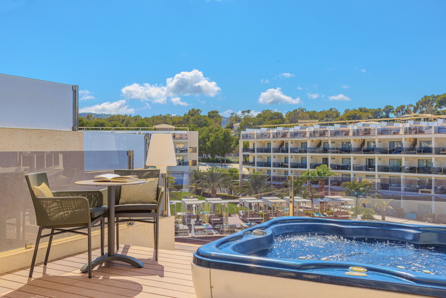 Junior Penthouse Suite