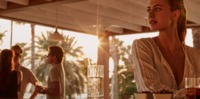 Pool Bar