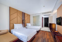 Deluxe Zimmer mit Poolblick