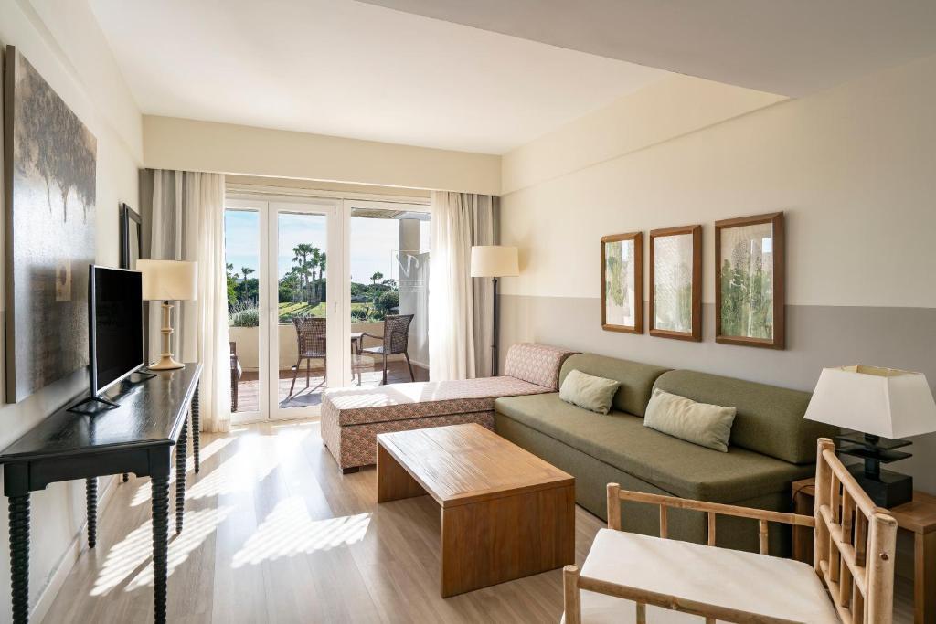Junior Suite mit Poolblick
