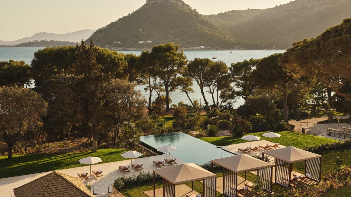 Pool Restaurant & Bar Quiosc