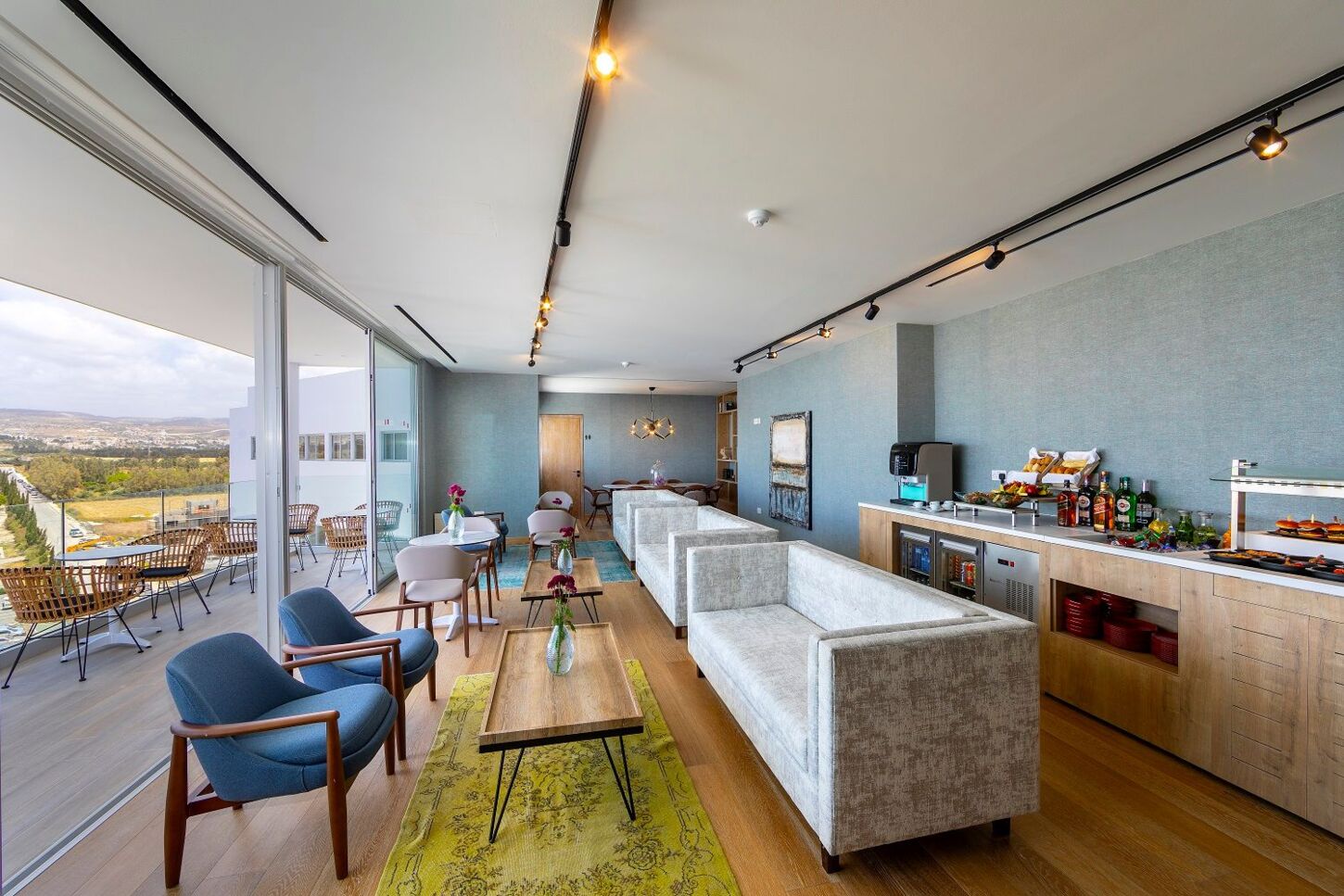 Executive Lounge