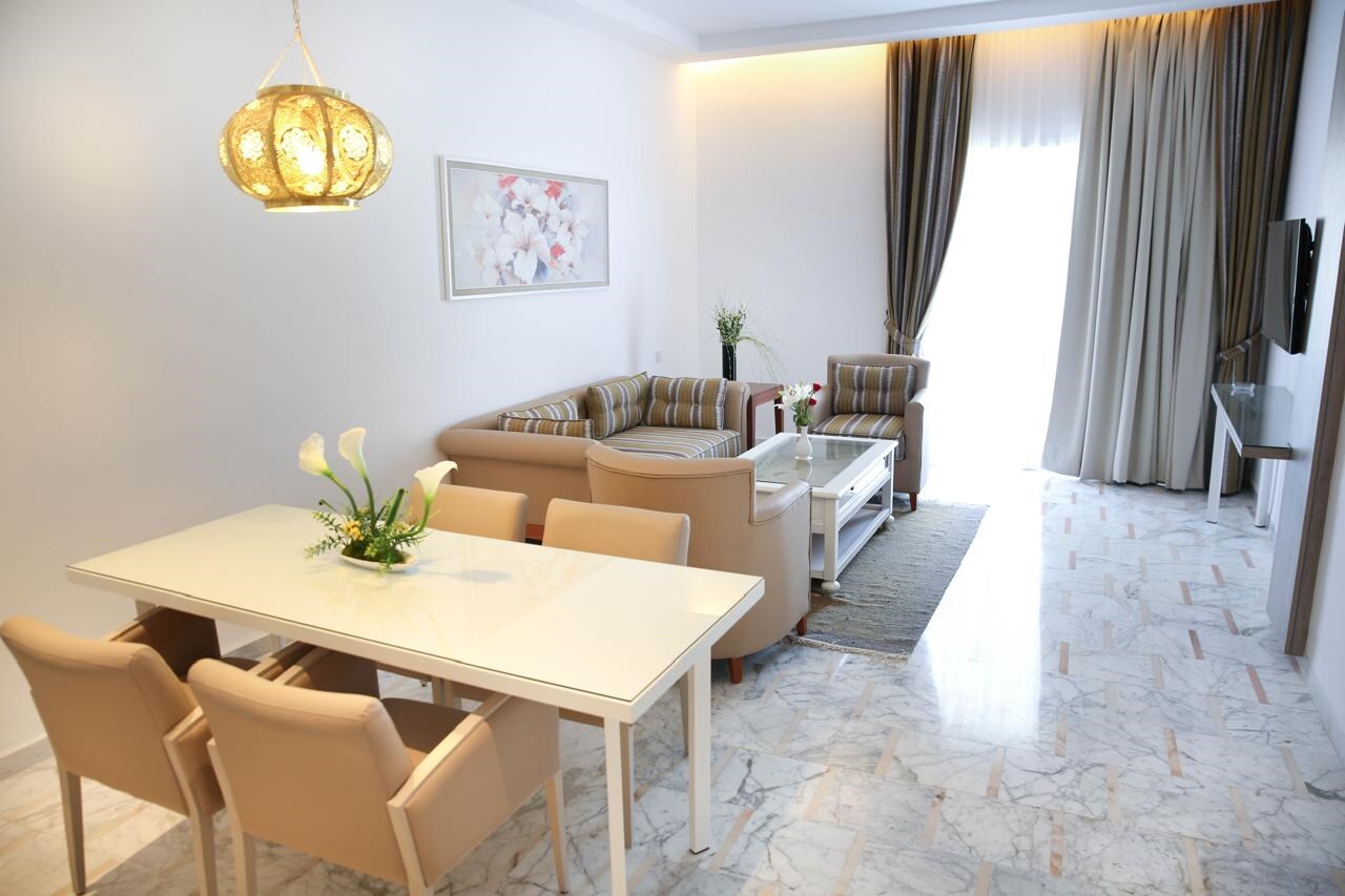 Deluxe Suite