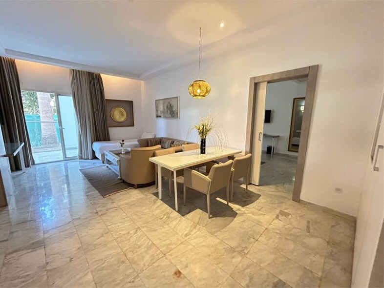 Deluxe Family Suite