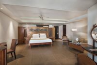 Beachfront Suite mit Pool