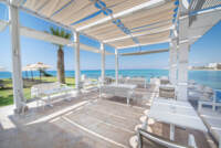 Pool Bar