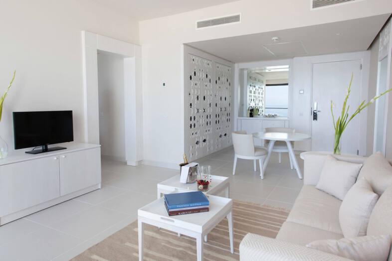 Nour Suite