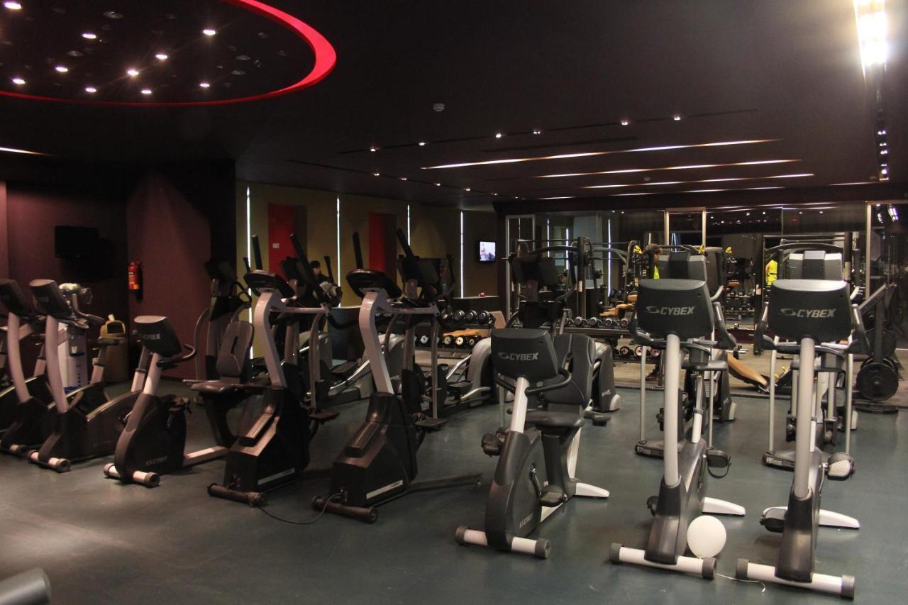 Fitnessstudio