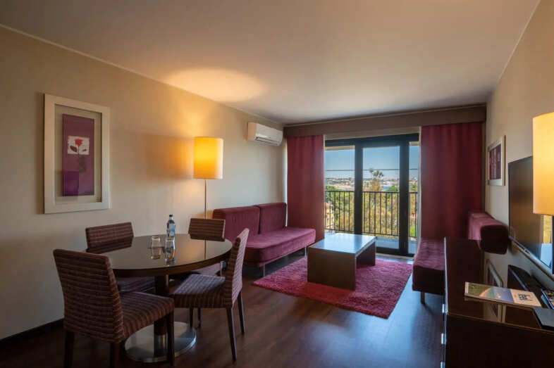 Suite mit Meerblick und Balkon