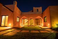 Villa mit zwei Schlafzimmern und Pool