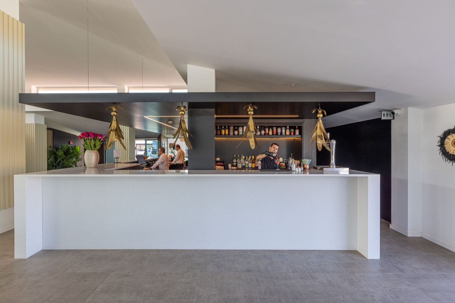 O2 Bar