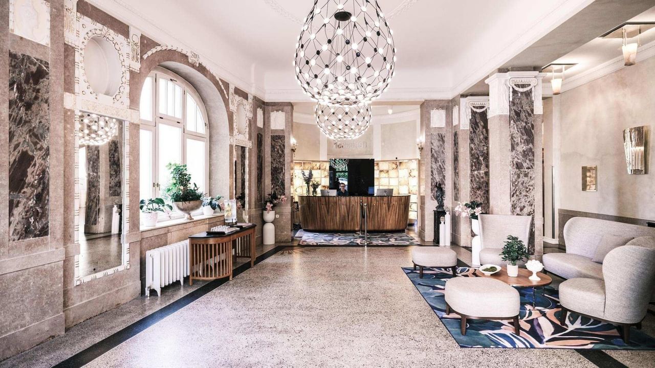 Lobby / Eingangsbereich