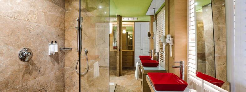 Premium-Zimmer mit Poolblick
