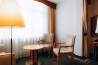 Doppel- oder Zweibettzimmer