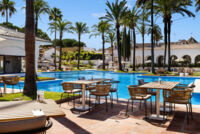 Pool Bar