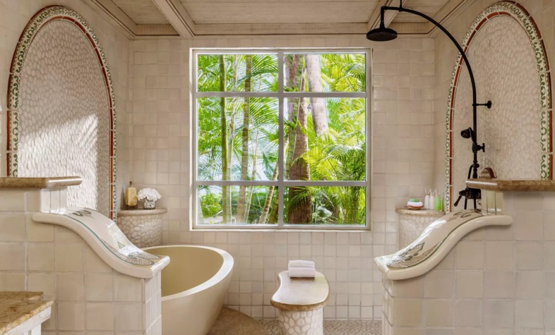 Junior Suite in erster Meereslinie mit Tauchbecken
