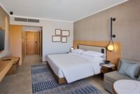 Doppelzimmer mit Kingsize-Bett