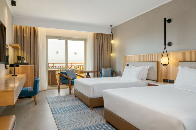 Doppelzimmer mit teilweise Meerblick