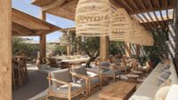  Beach Lounge