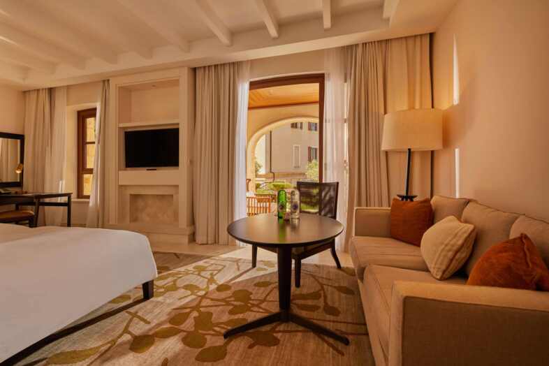 Junior Suite Garten mit King-Bett
