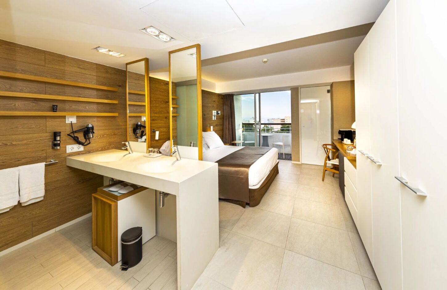 Superior Zimmer, seitlichem Meerblick