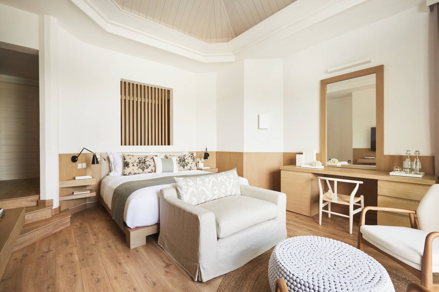 LUX* Villa