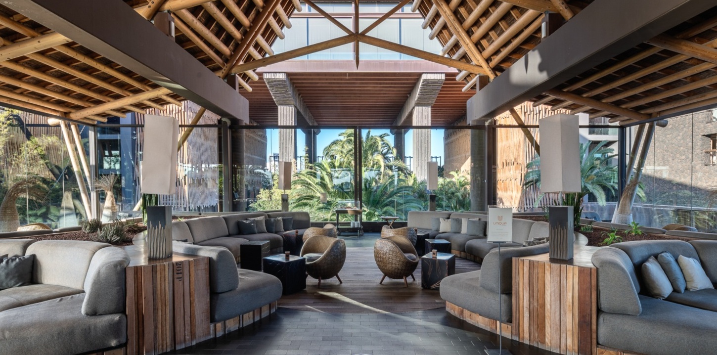 VIP Lounge