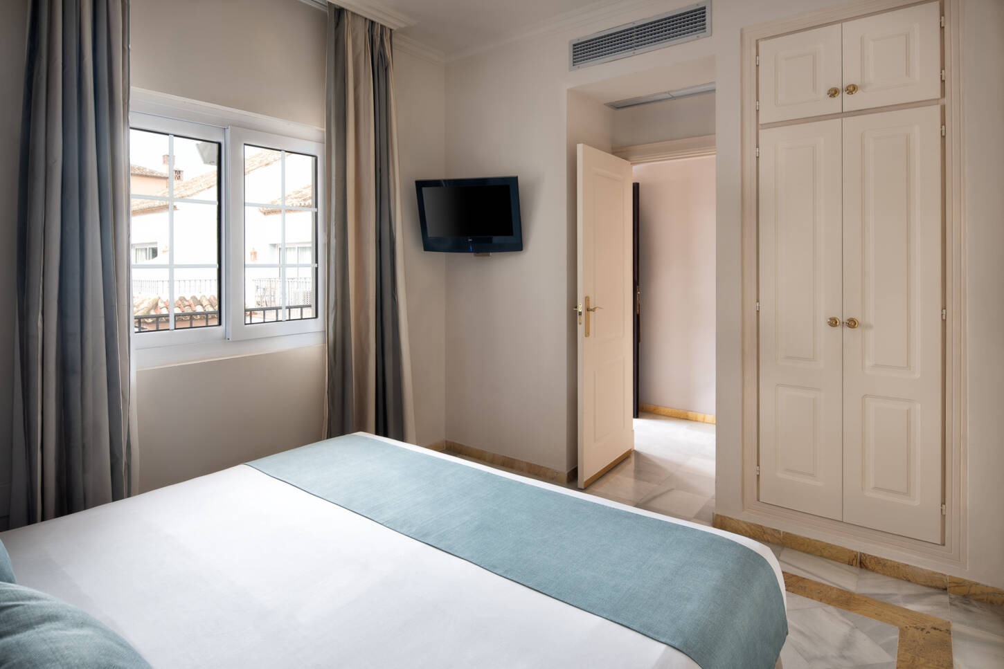 Hotel La Cala Resort 31217