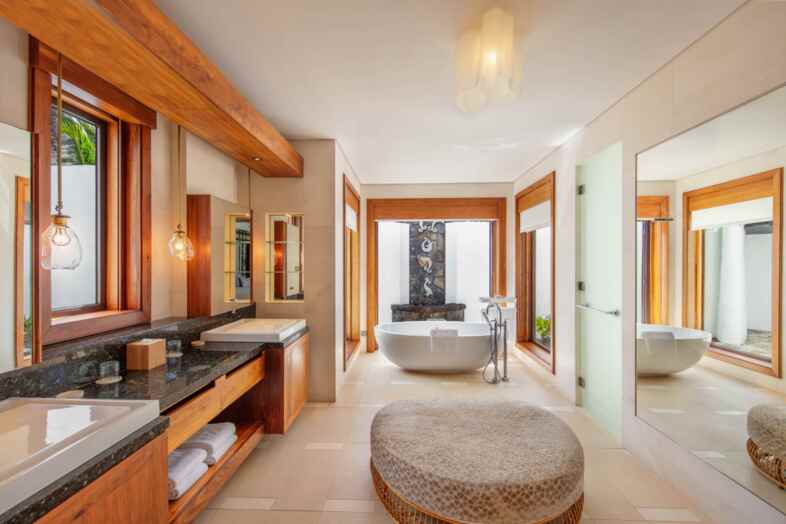 Shangri-La Beach Villa mit drei Schlafzimmern