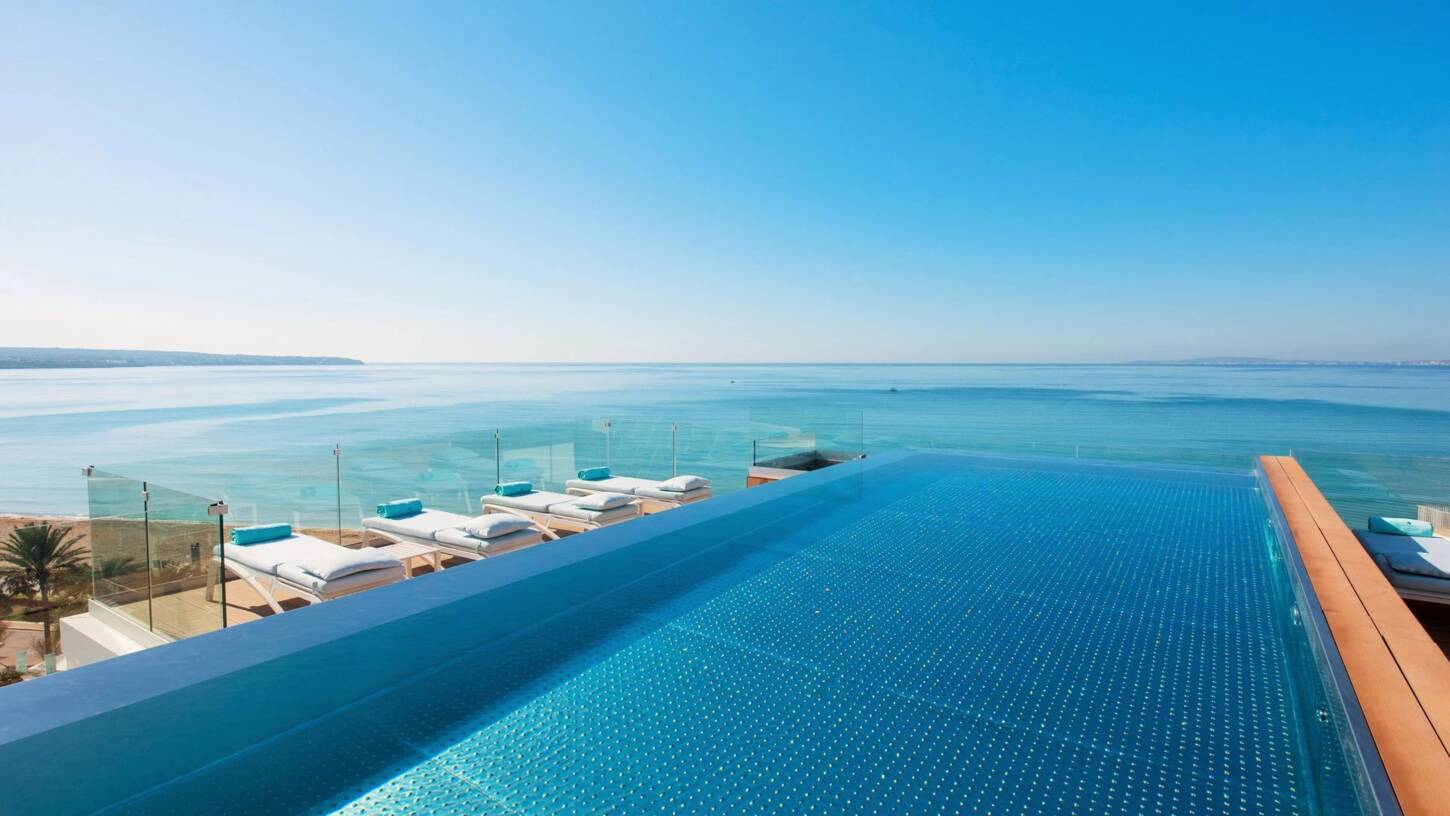 Infinity-Pool im Star-Prestige-Bereich