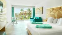 Junior Suite mit Poolblick & Premium-Terrasse