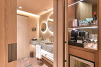 Doppelzimmer mit seitlichem Meerblick