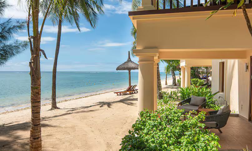 Beachfront Junior Suite