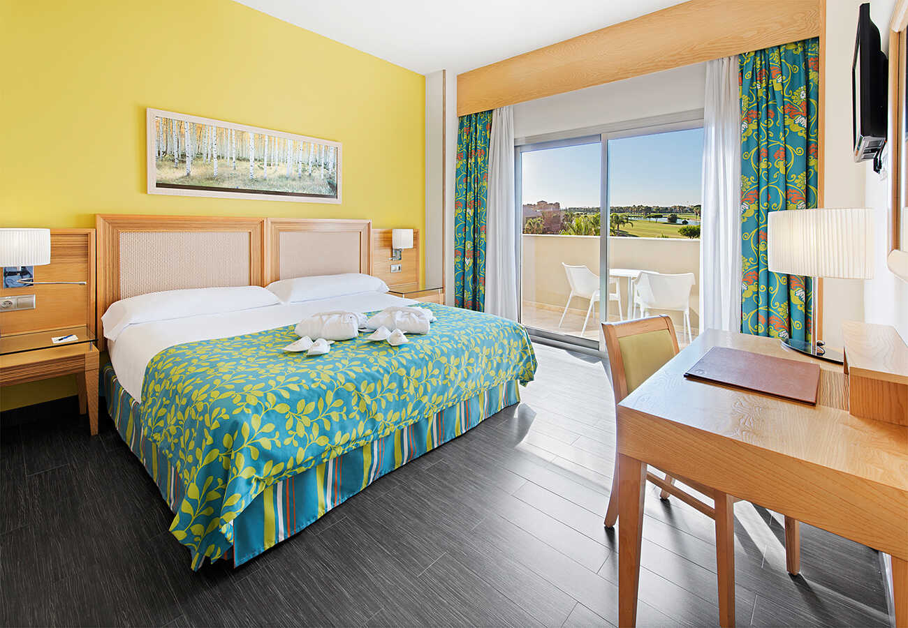 Doppelzimmer mit Golfplatzblick