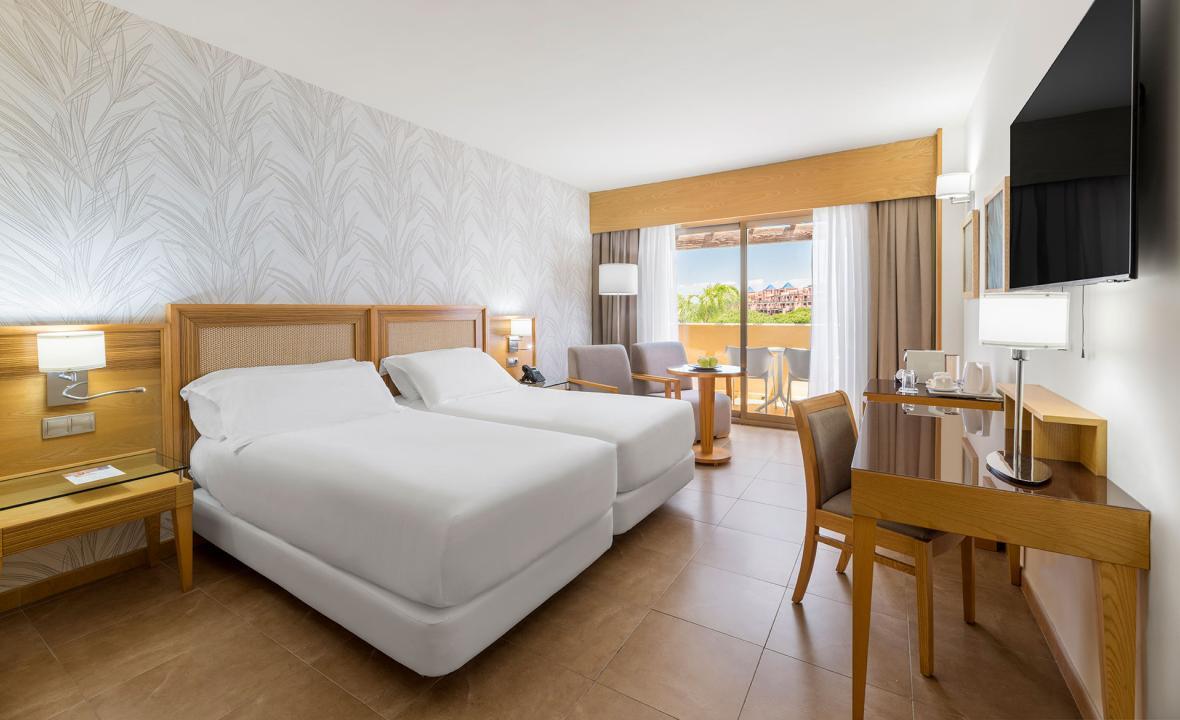Doppelzimmer mit Golfplatzblick