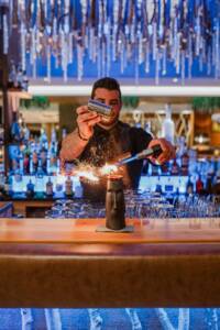 Bar