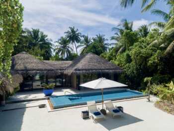 Deluxe Beach Pool Villa