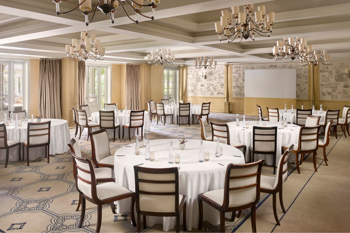 Restaurant Colonial Room