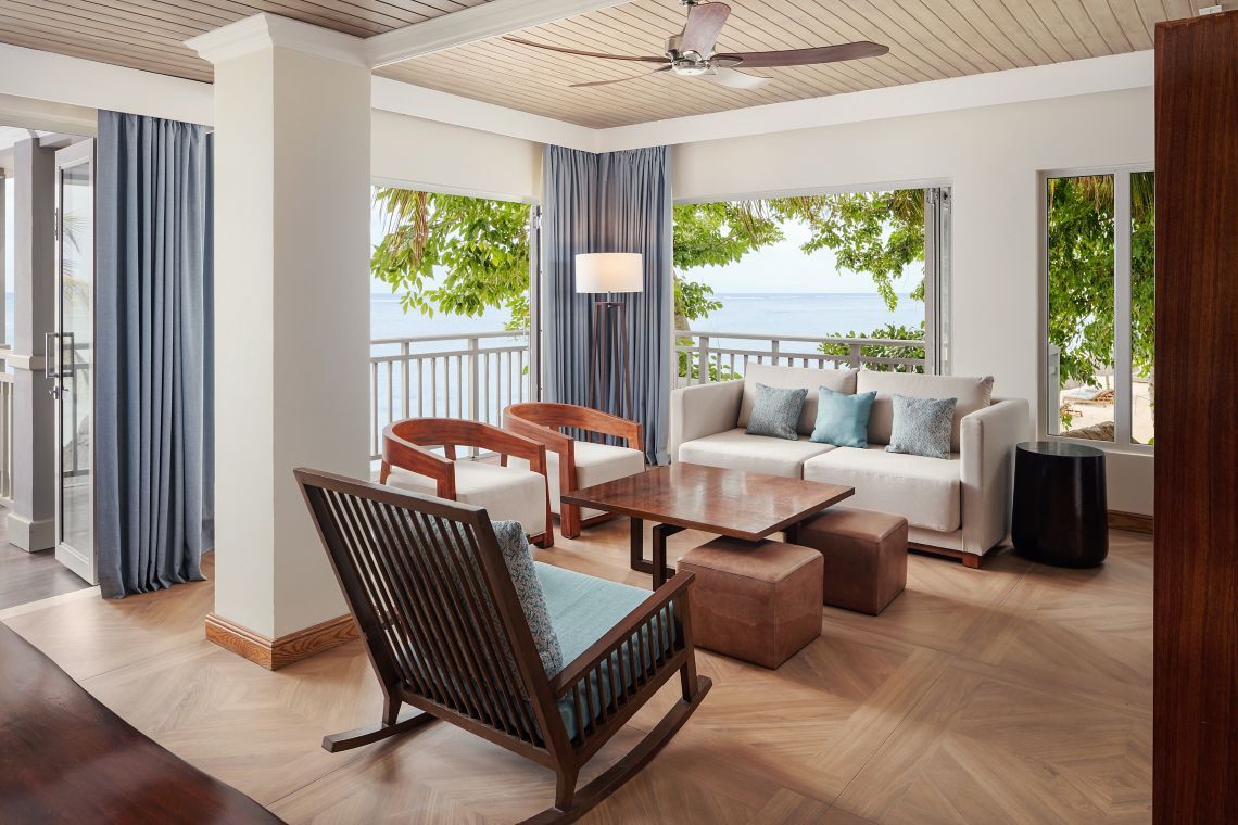 Peninsula Suite