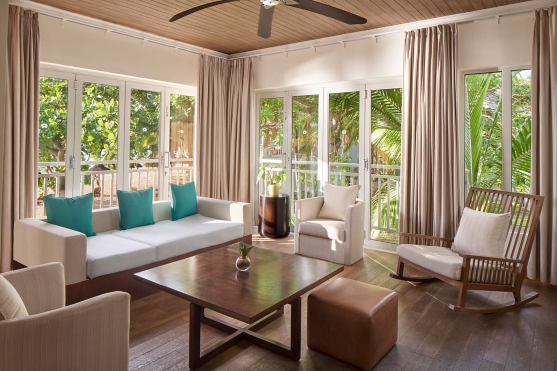 Peninsula Suite
