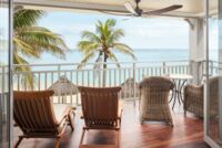 Peninsula Suite