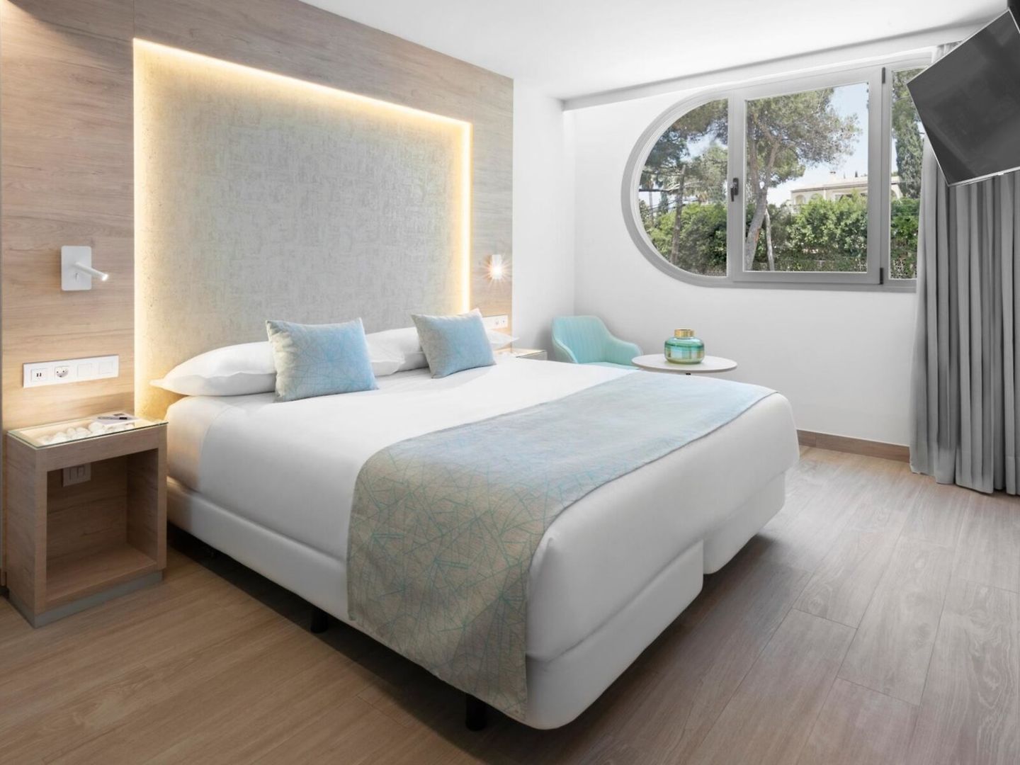 Standard-Doppelzimmer Rodas (ohne Balkon)