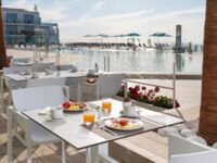LOUNGE BAR & RESTAURANT “THE BOW”
