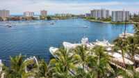 Yacht Club: Junior Suite mit Meerblick und Balkon